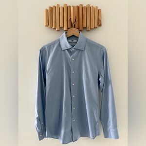 Uniqlo Dress Shirt in Light Blue